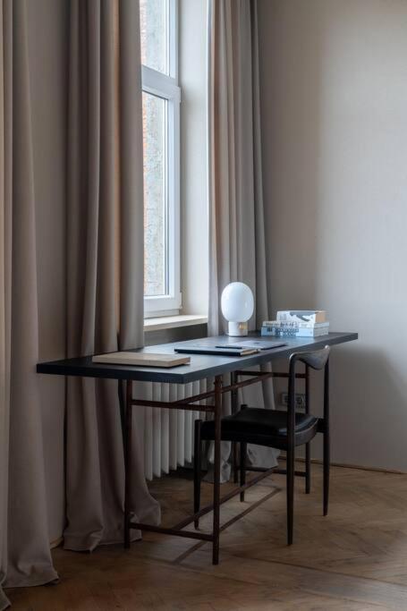 Authentic 1 Bd Old Town Apartment By Hostlovers Kaunas Exterior photo